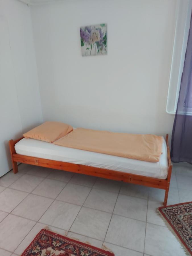 Nosztalgia Vendégház Tapolca Exterior foto